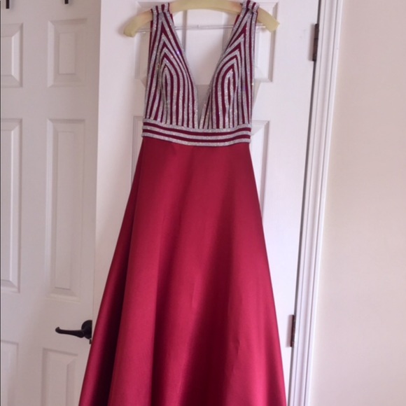 Prom Dress/Formal Dress - Picture 2 of 2